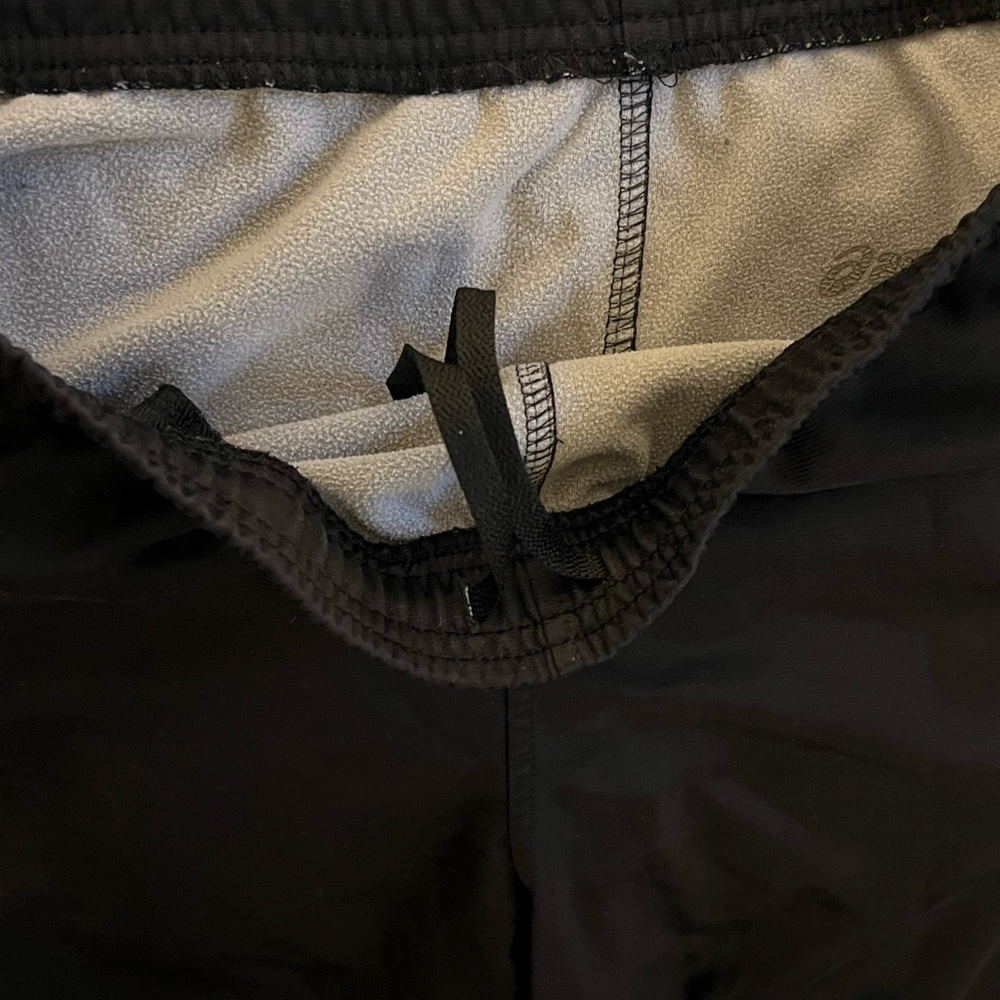ASICS Sweatpants - Picture 3 of 3